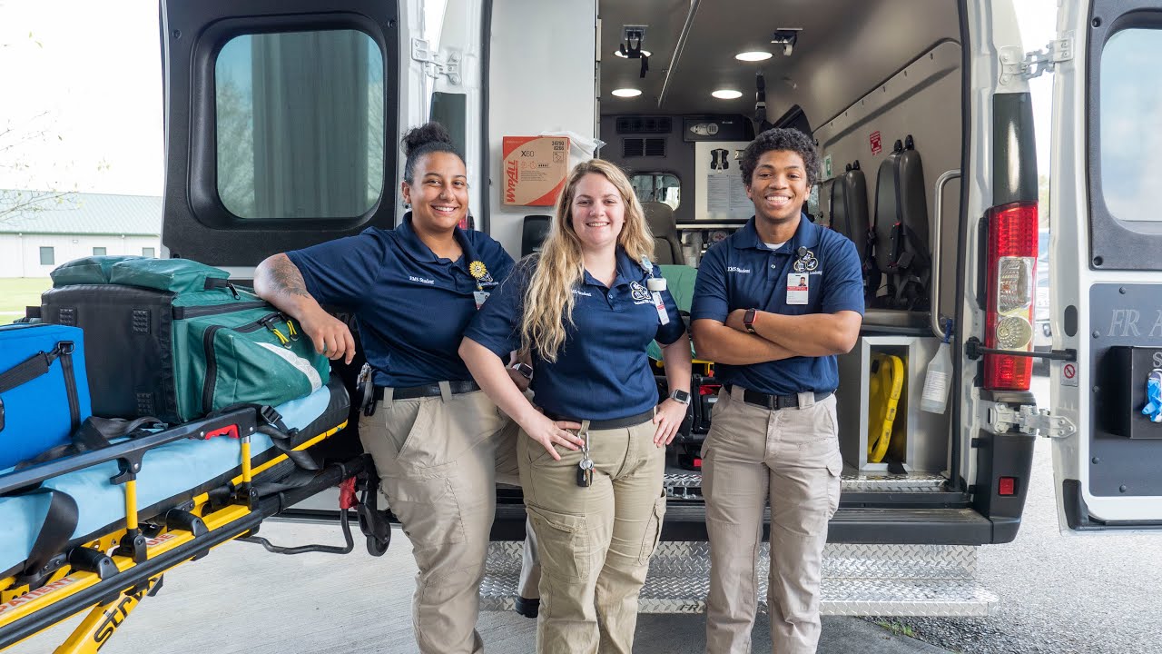 Paramedic School Guide: Training, Career Path & Benefits 2026